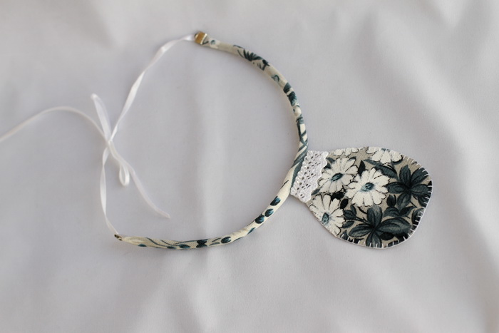 Bijuterii textile cu fetru- colier handmade (15)