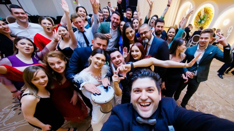 Tendințele de nuntă din Iași pentru 2023: Fotografii care inspiră