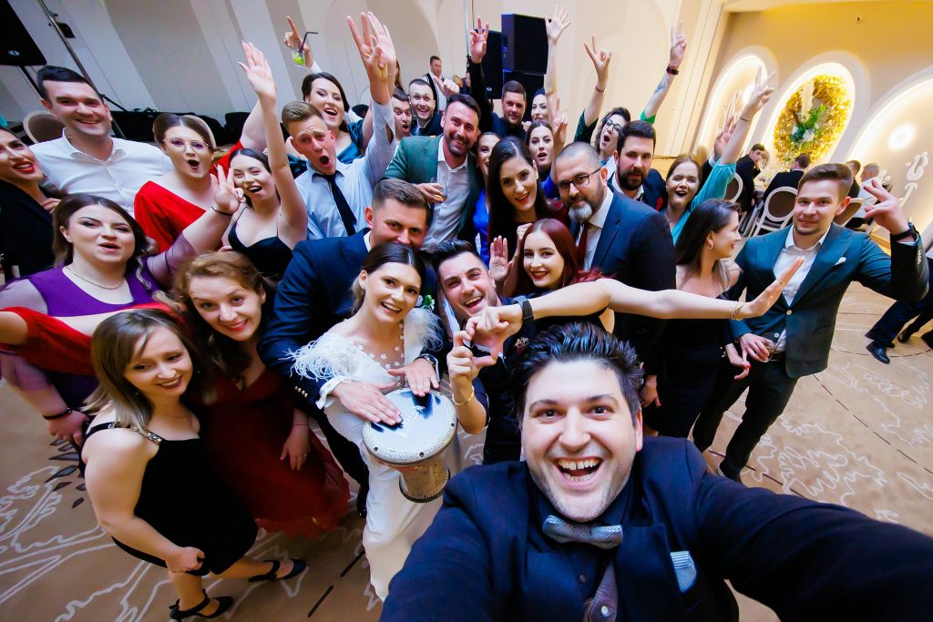 Tendințele de nuntă din Iași pentru 2023: Fotografii care inspiră