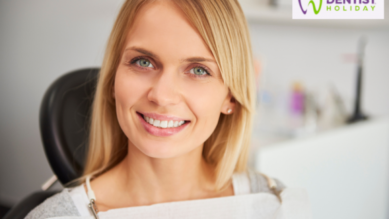 Vrei un zâmbet mai alb în București? Programează-te pe site-ul dentistholidayclinic.com pentru o albire